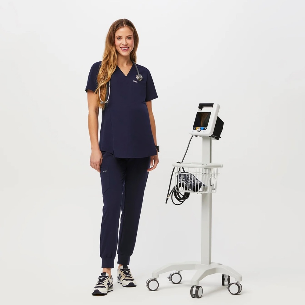 FIGS Zamora™ Maternity Jogger Scrub Pants